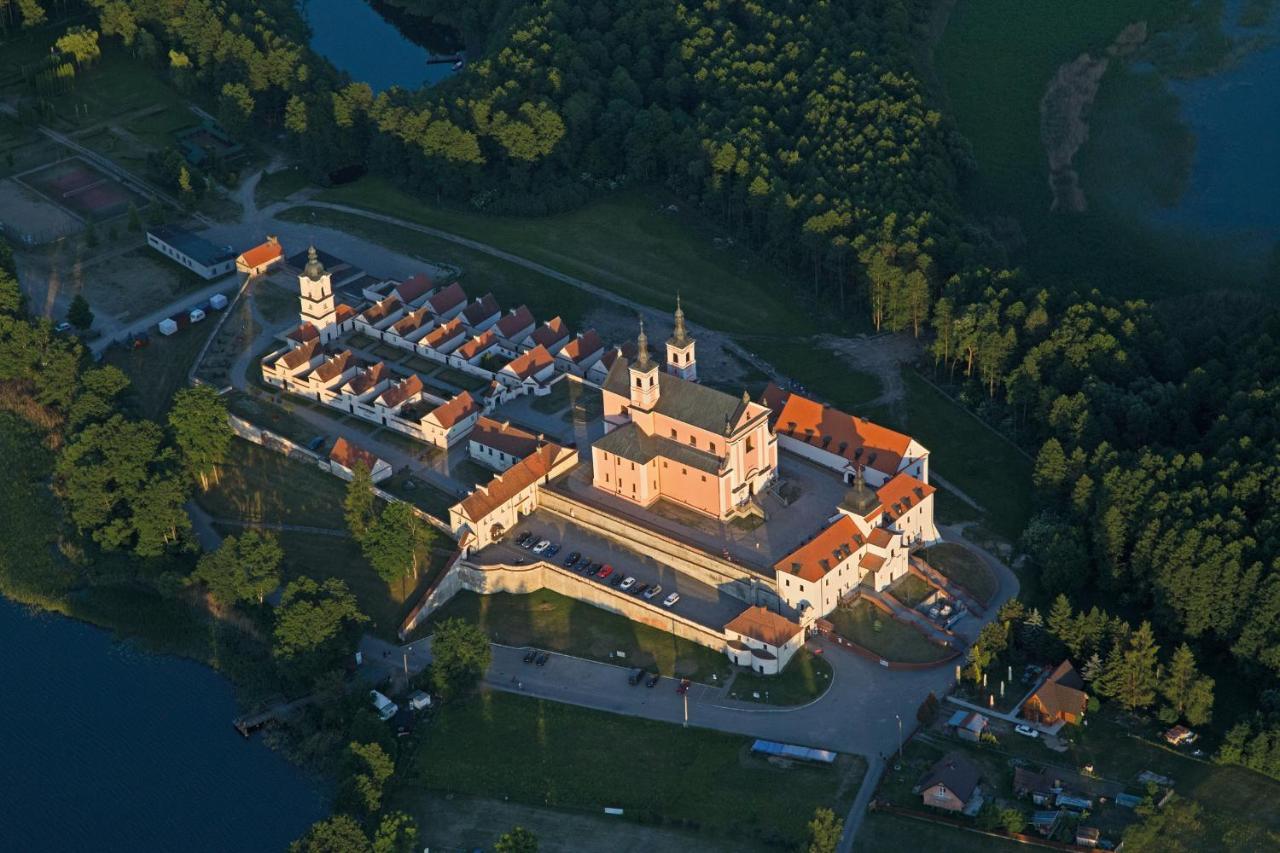 Pokamedulski Klasztor W Wigrach Wigry Luaran gambar